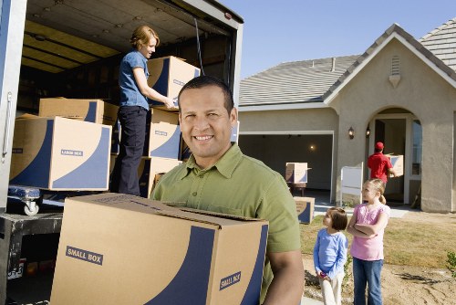 Business compliance monitoring with supply chain checks